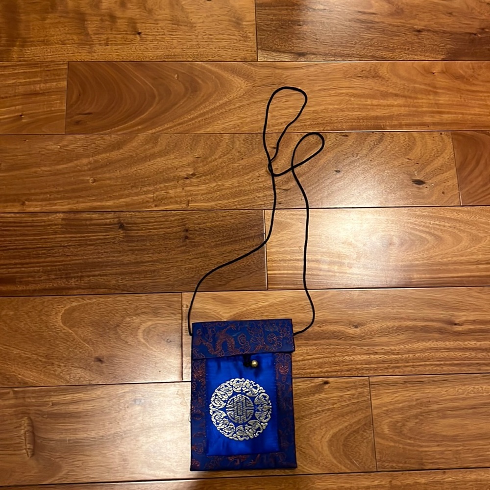 Phone purse